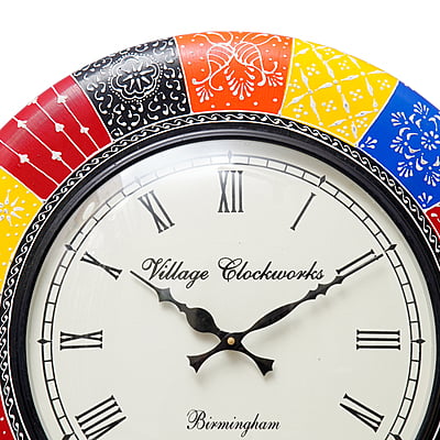 Hand Painted Round Analog Wooden Clock (18*18 Inch, 12 Inch Dial)