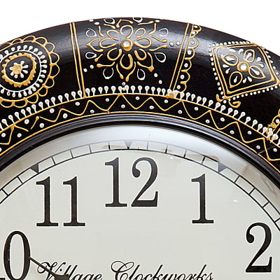 Hand Painted Round Analog Wooden Clock1 (18*18 Inch, 12 Inch Dial)