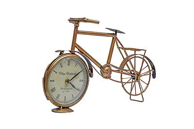 Timeless Charm on Wheels: Royal Craft Palace Iron Metal Cycle Table Clock - 6" (16x3.5x9 CM